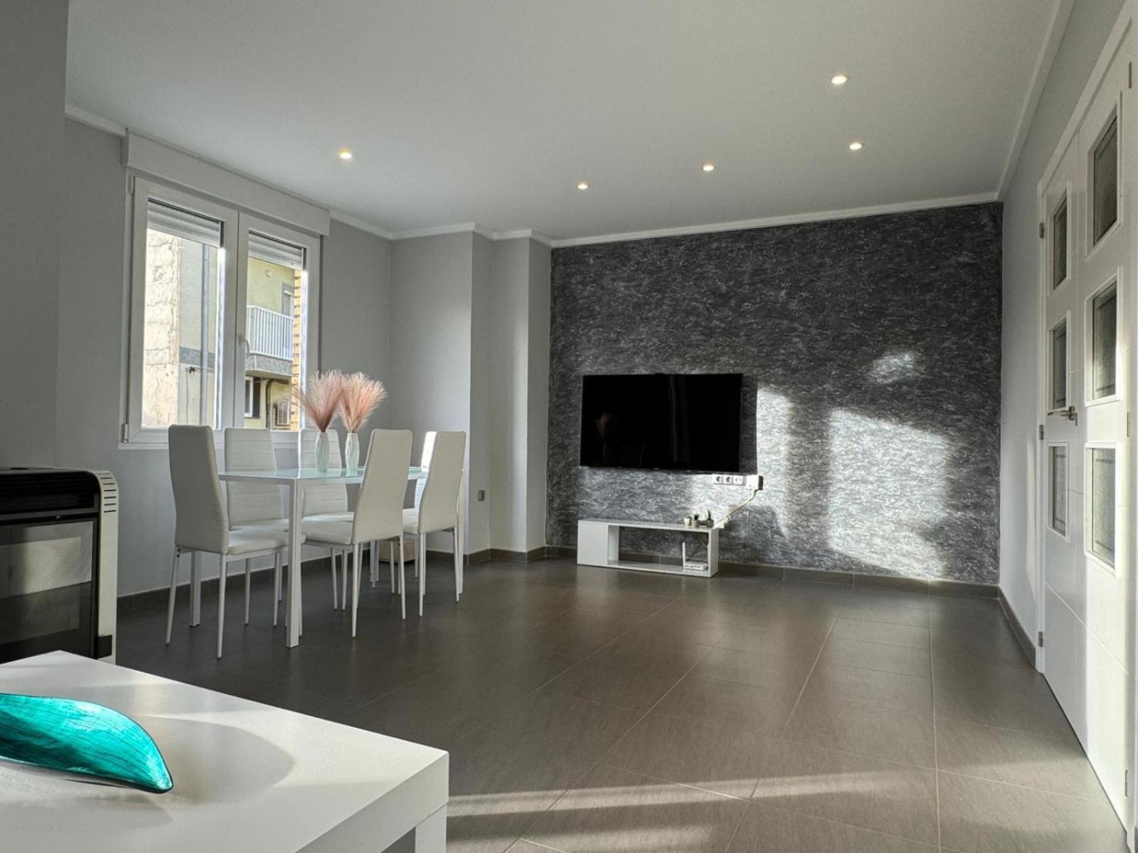 Apartamento Novo En Montealegre Amplio Y Comodo Montealegre del Castillo Luaran gambar